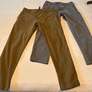 lululemon athletica Men's Chinos in Brown and Gray